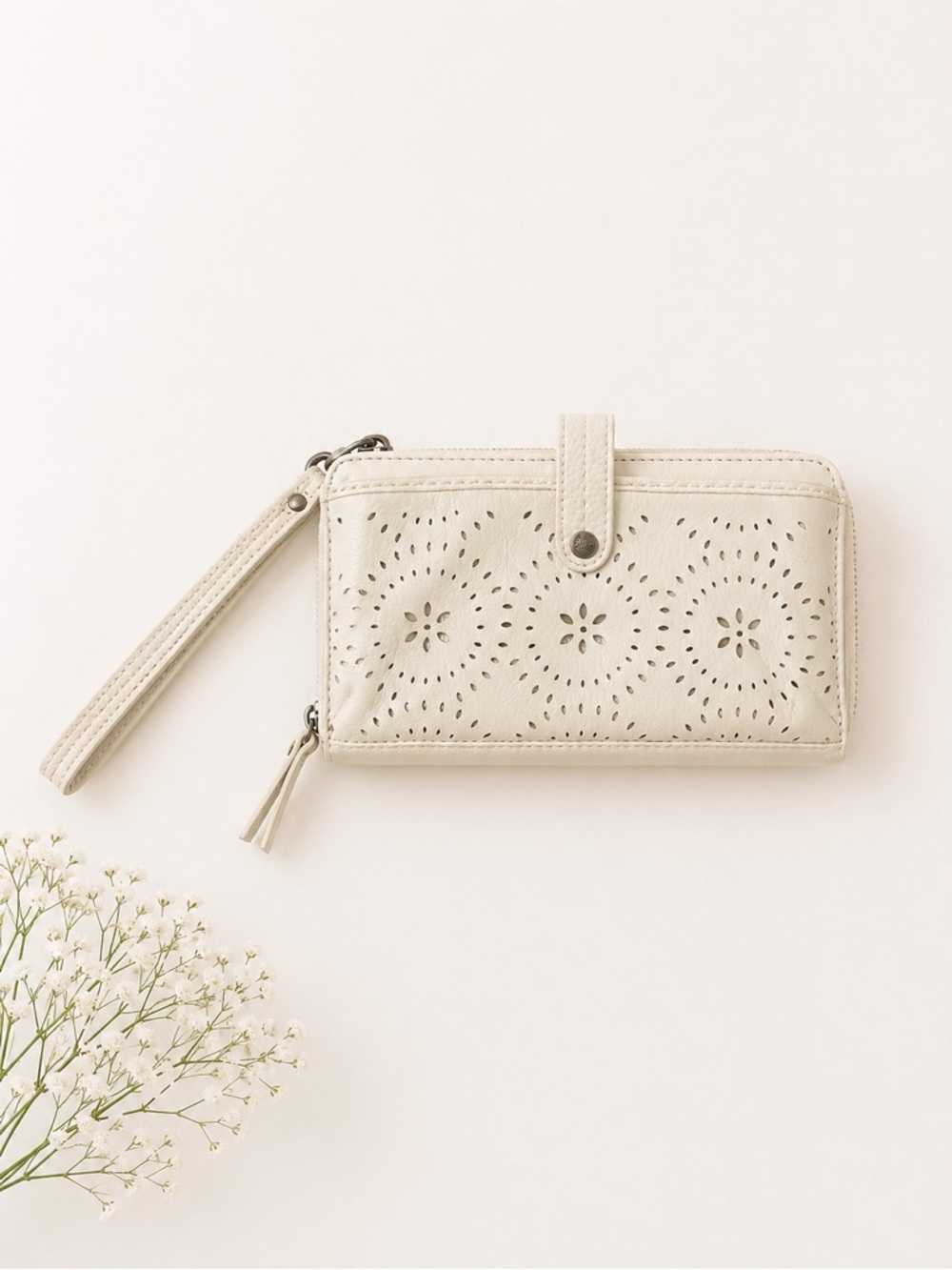The Sak Cream Iris Wallet